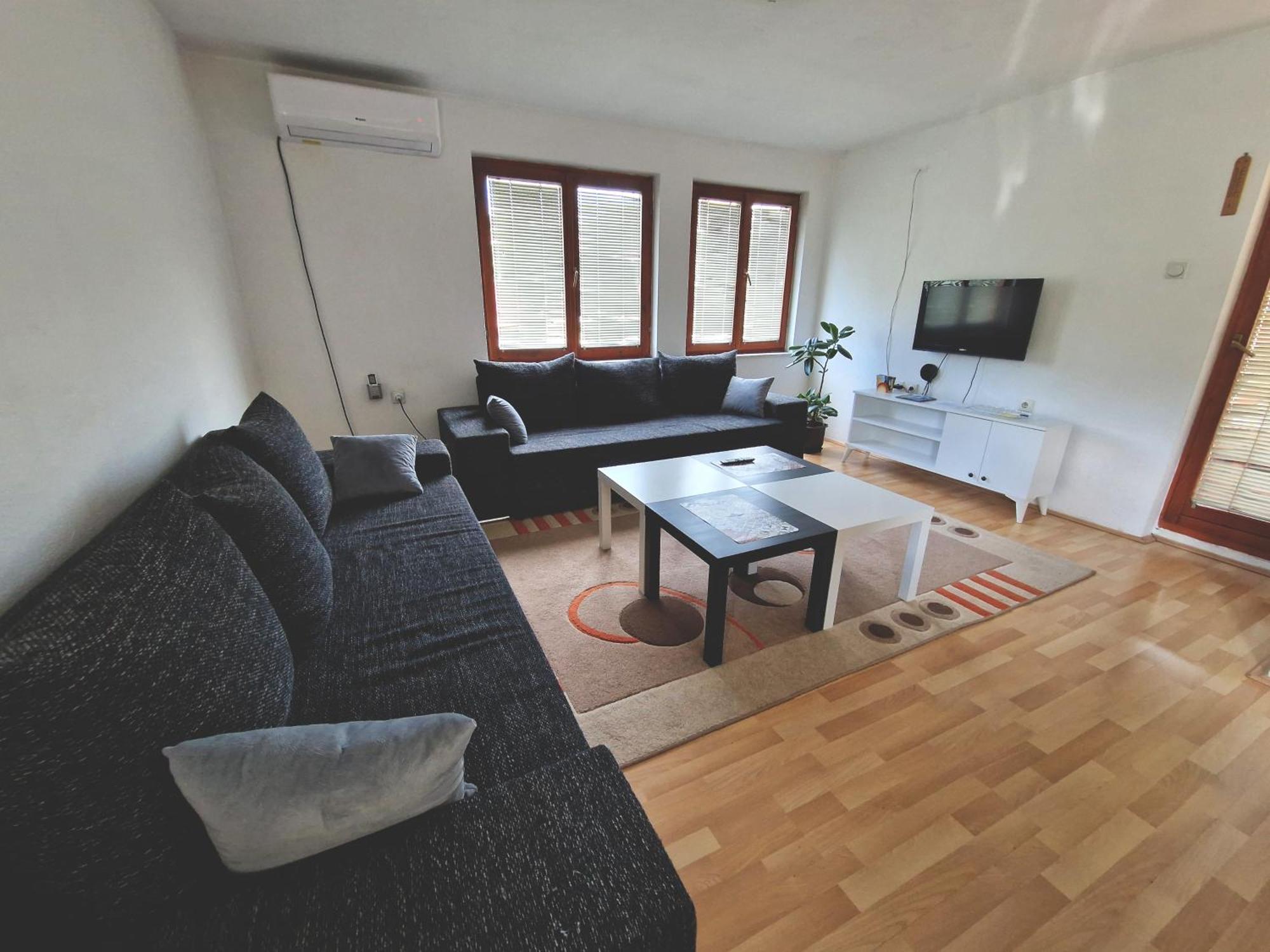 Apartman Komfor Баня Лука Екстериор снимка